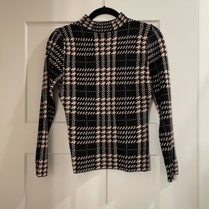 Nasty Gal houndstooth cream and black xs long sleeve